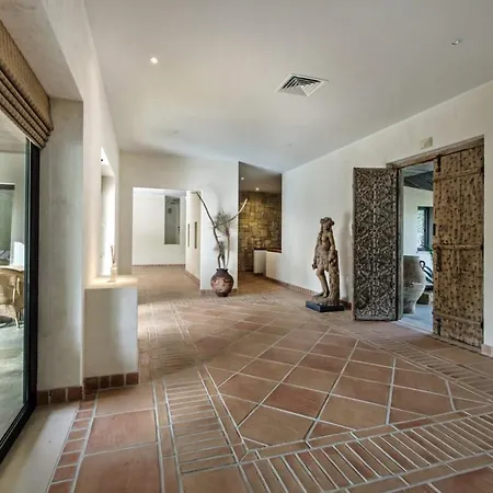 Villa Sleeps 12 With Pool Air Con And Wifi Benfarras